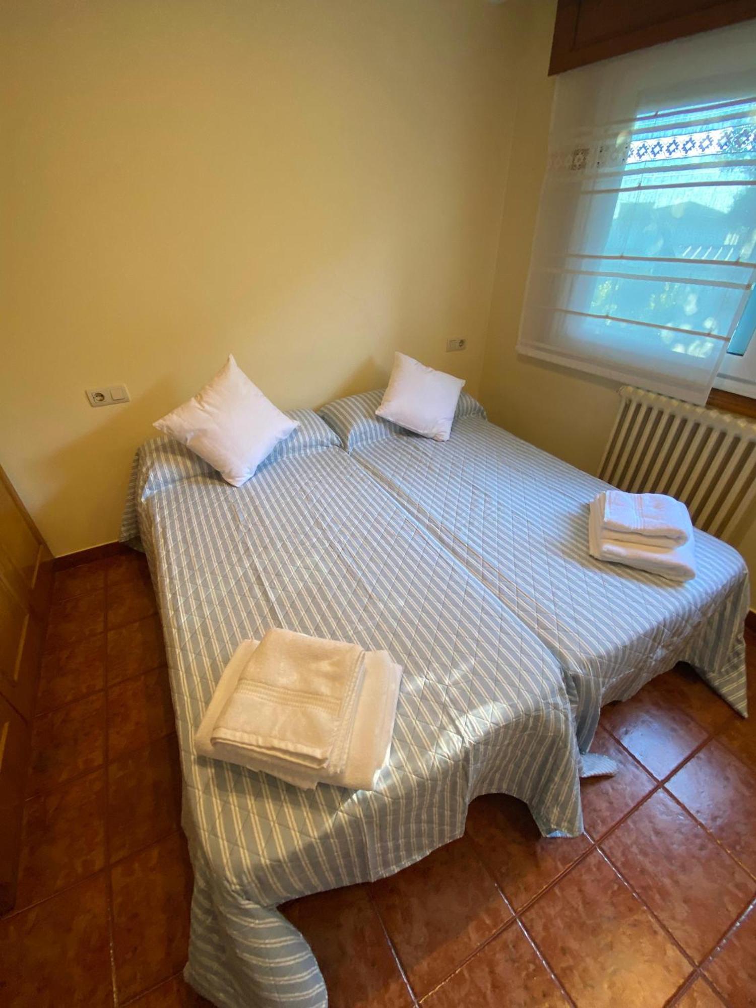 Chalet Adosado Independiente En Vigo - Canido Oya Eksteriør billede